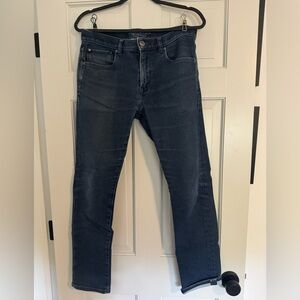 Banana Republic Traveller Pant Size 30